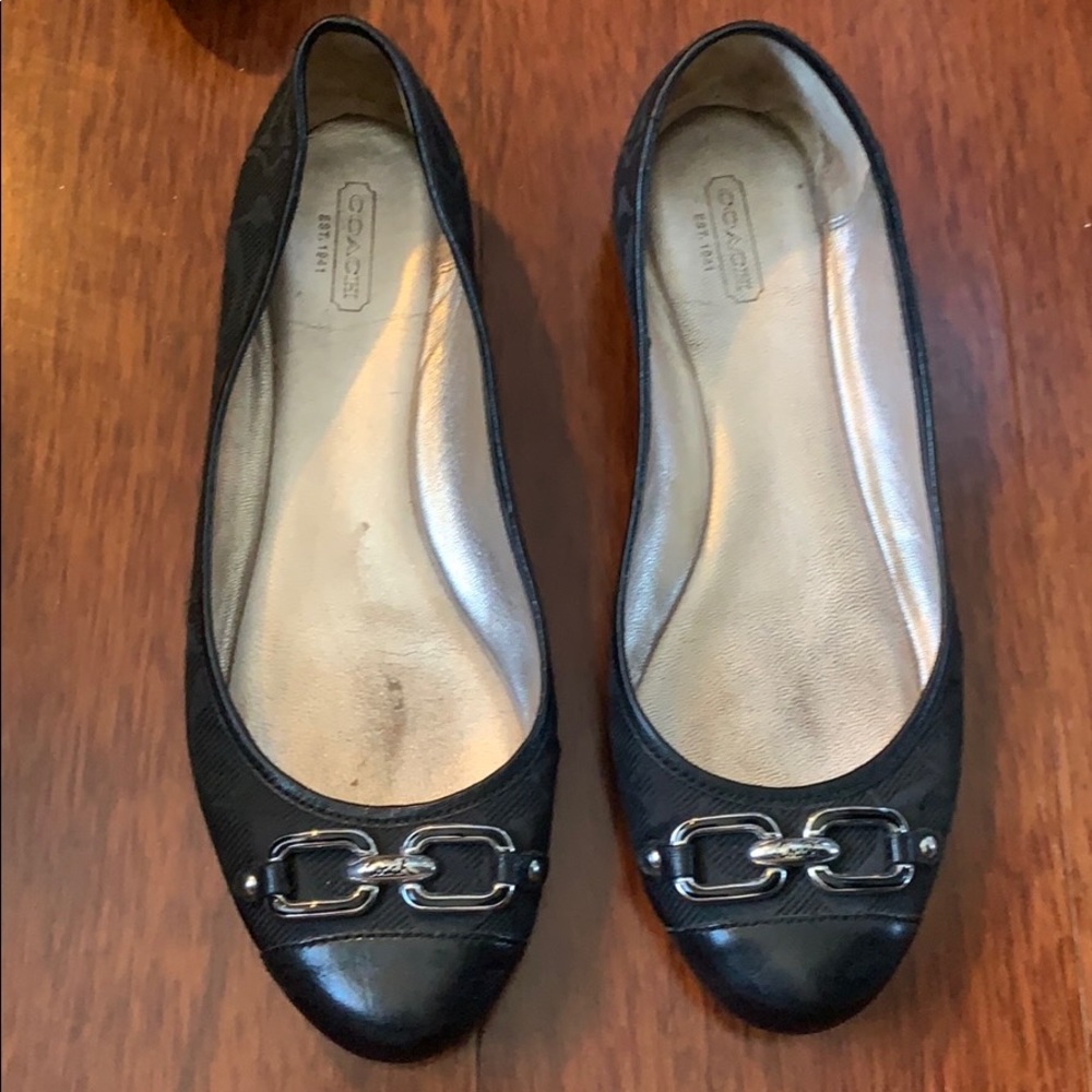 Coach flats 9.5